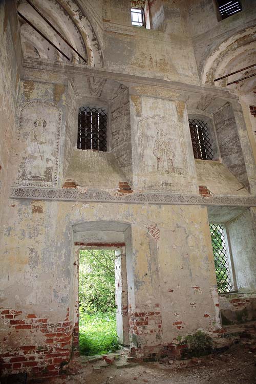 Церковь Казанской иконы Божией Матери, Михальцево (Большесельский район, Ярославская область). интерьер и убранство