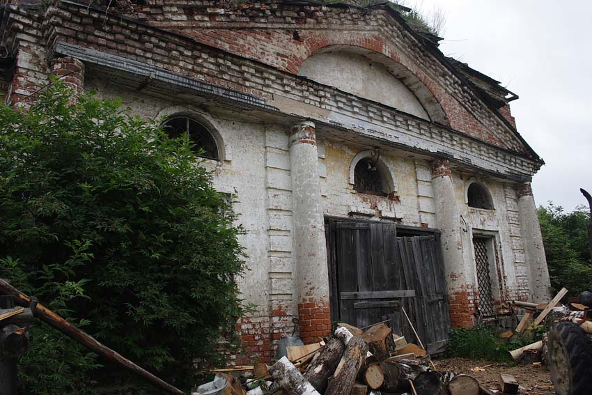 Церковь Воскресения Словущего, Верзино (Борисоглебский район, Ярославская область). архитектурные детали