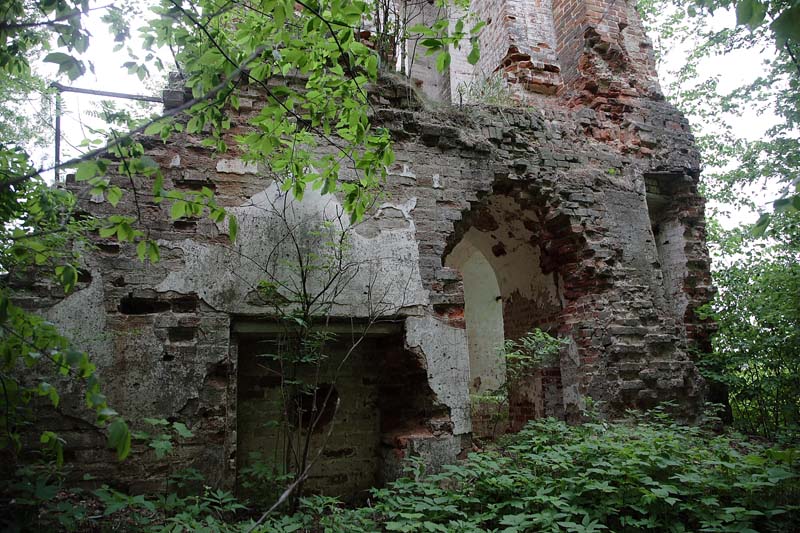 Церковь Воскресения Христова, Воскресенье, урочище (Большесельский район, Ярославская область). интерьер и убранство