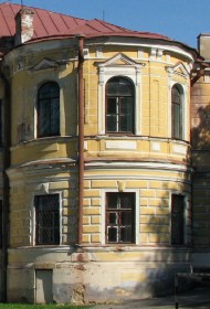 Гатчина. Домовая церковь Троицы Живоначальной при бывшем реальном училище