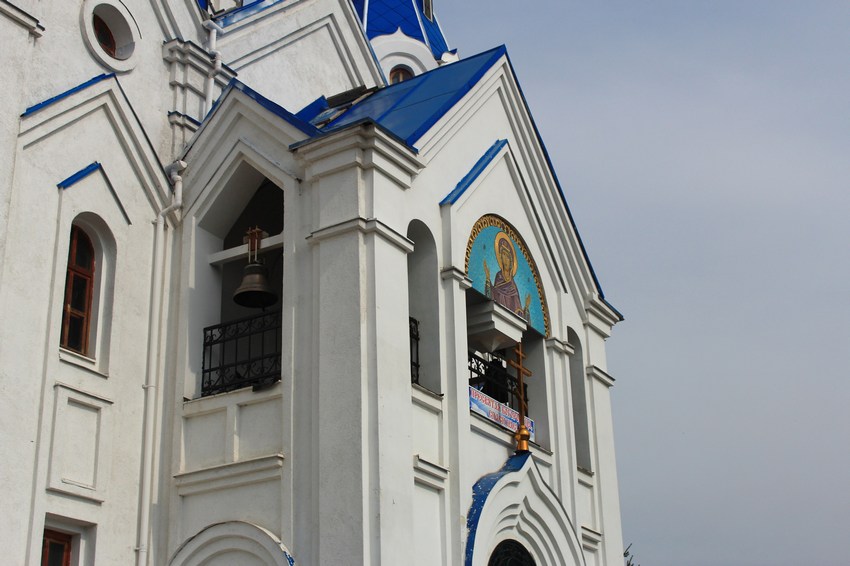 Самара. Церковь Рождества Пресвятой Богородицы. архитектурные детали, Звонница над главным южным порталом