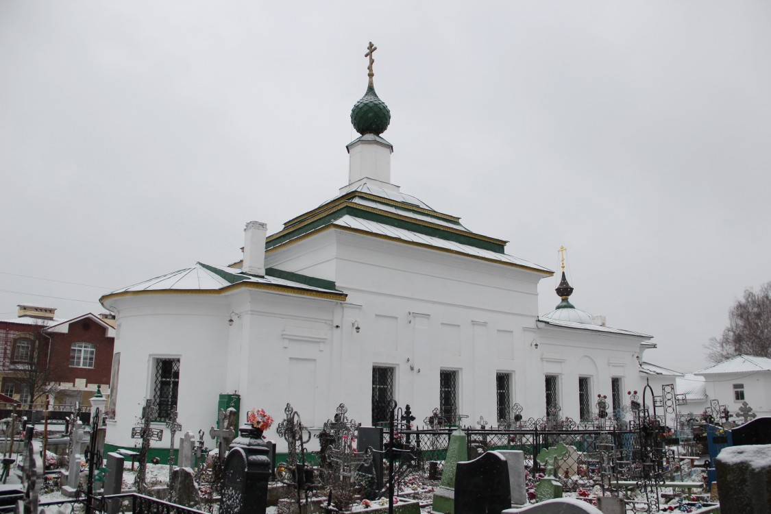 Ярославль. Церковь Троицы Живоначальной в Смоленском. фасады