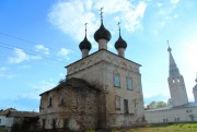 Храмовый комплекс. Церкви Рождества Пресвятой Богородицы и Троицы Живоначальной, Вид с северо-востока<br>, Писцово, Комсомольский район, Ивановская область