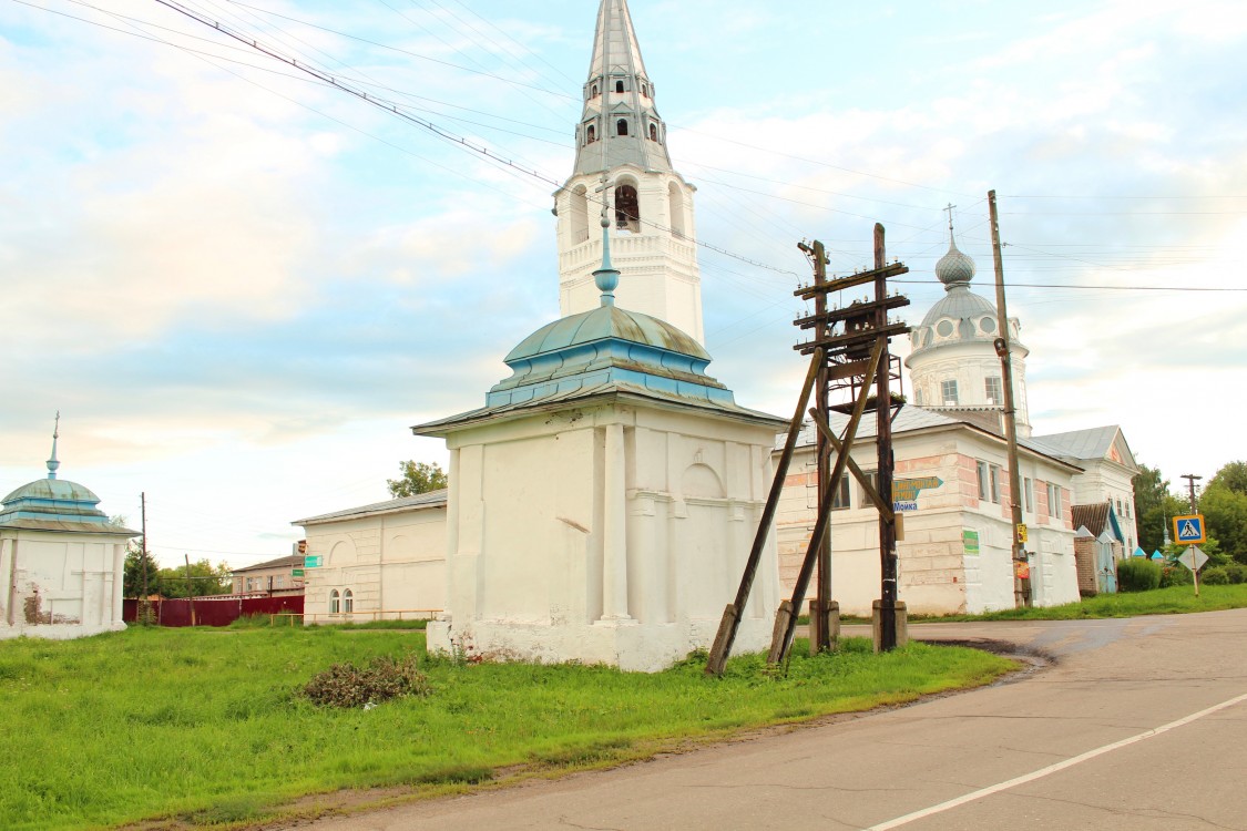 Храмовый комплекс. Церкви Рождества Пресвятой Богородицы и Троицы Живоначальной, Писцово (Комсомольский район, Ивановская область). фасады