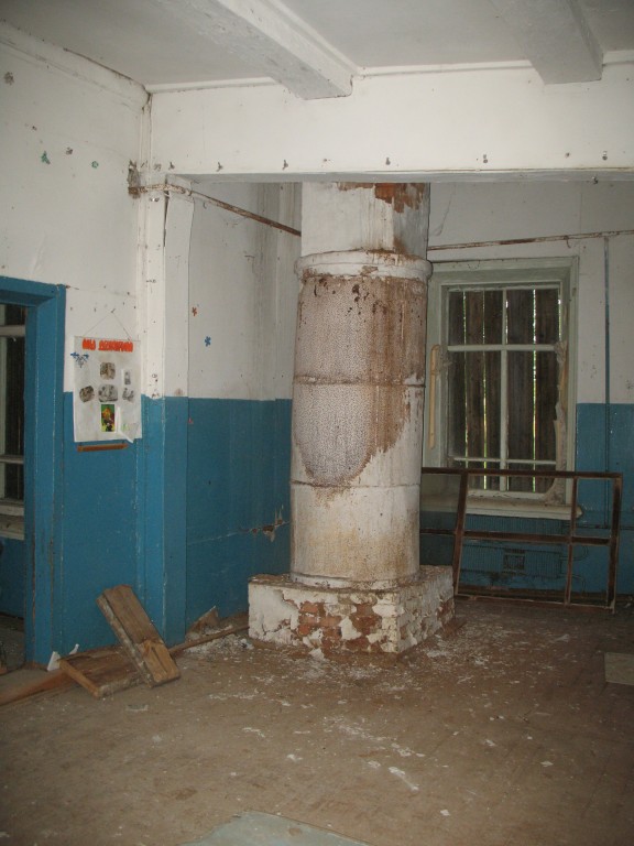 Церковь Серафима Саровского, Логово, урочище (Красногорский район, Республика Удмуртия). интерьер и убранство