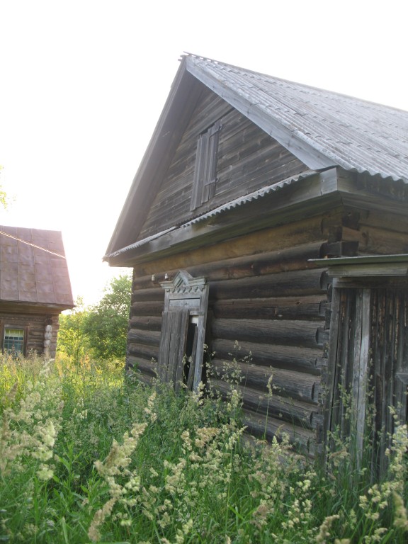 Логово, урочище. Церковь Серафима Саровского. фасады