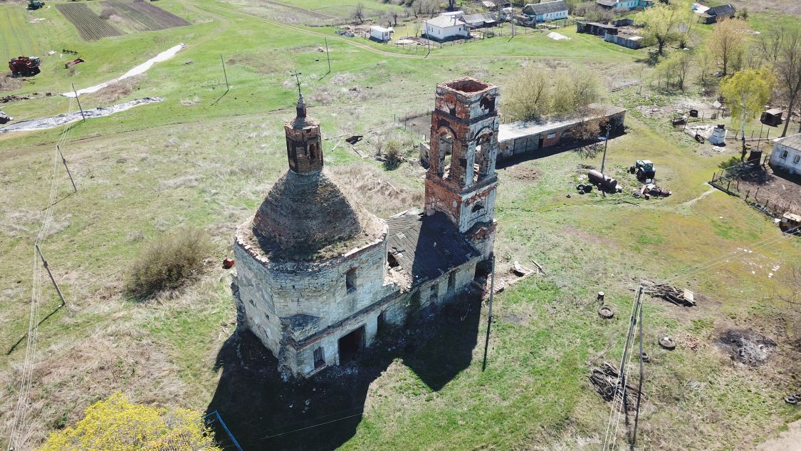 Тормасово. Церковь Троицы Живоначальной. общий вид в ландшафте