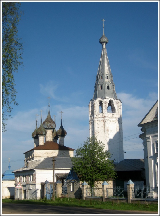 Храмовый комплекс. Церкви Рождества Пресвятой Богородицы и Троицы Живоначальной, Писцово (Комсомольский район, Ивановская область). фасады