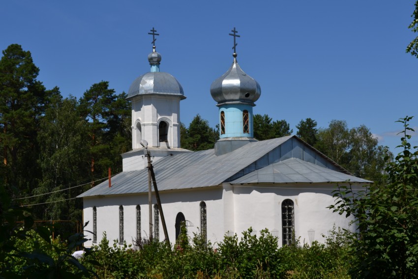 Никольск. Церковь Воскресения Христова. общий вид в ландшафте