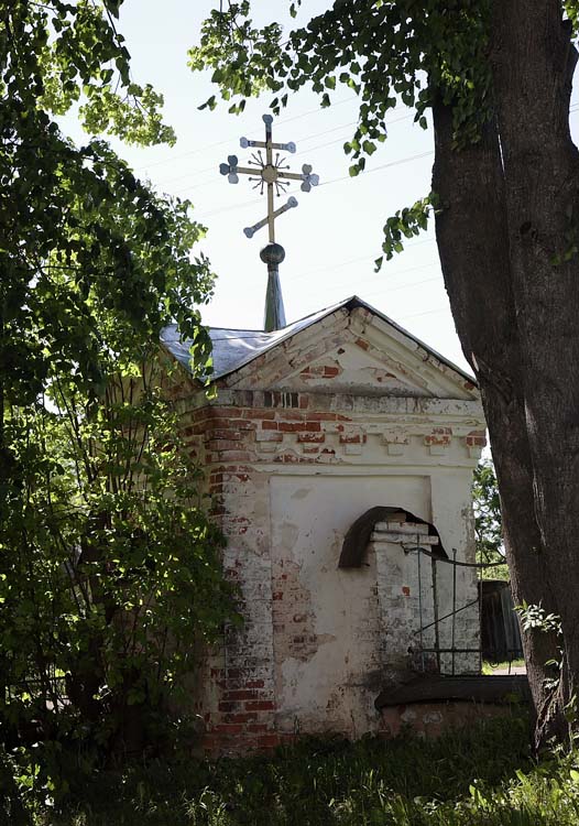 Часовня Параскевы Пятницы, Поводнёво (Мышкинский район, Ярославская область). фасады