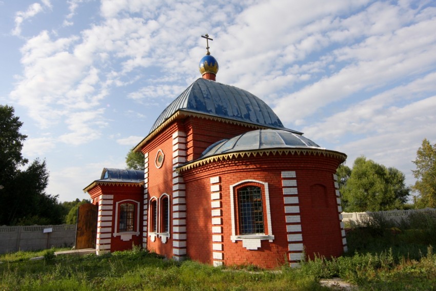 Успенский Вауловский скит. Церковь Успения Пресвятой Богородицы, Ваулово (Тутаевский район, Ярославская область). фасады