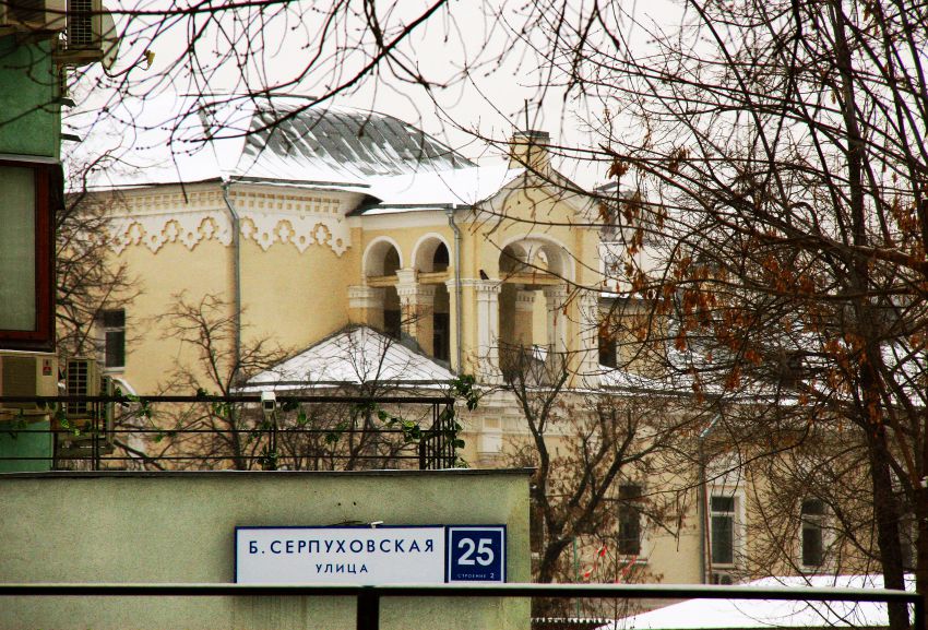 Домовая церковь Михаила Архангела при Солодовниковской богадельне на Щипке, Замоскворечье (Центральный административный округ (ЦАО), г. Москва). архитектурные детали