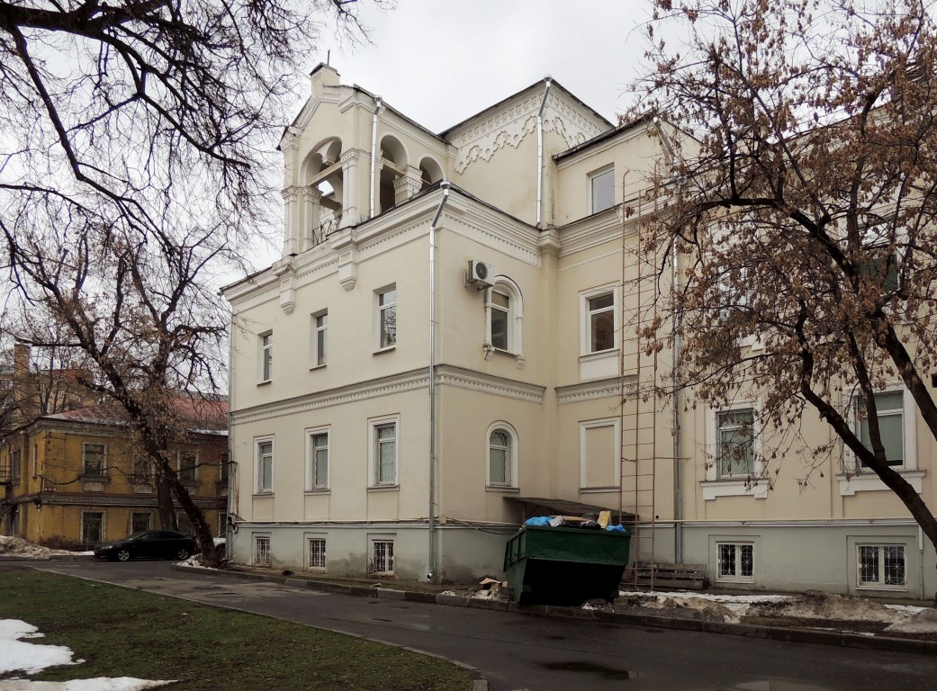 Домовая церковь Михаила Архангела при Солодовниковской богадельне на Щипке, Замоскворечье (Центральный административный округ (ЦАО), г. Москва). фасады