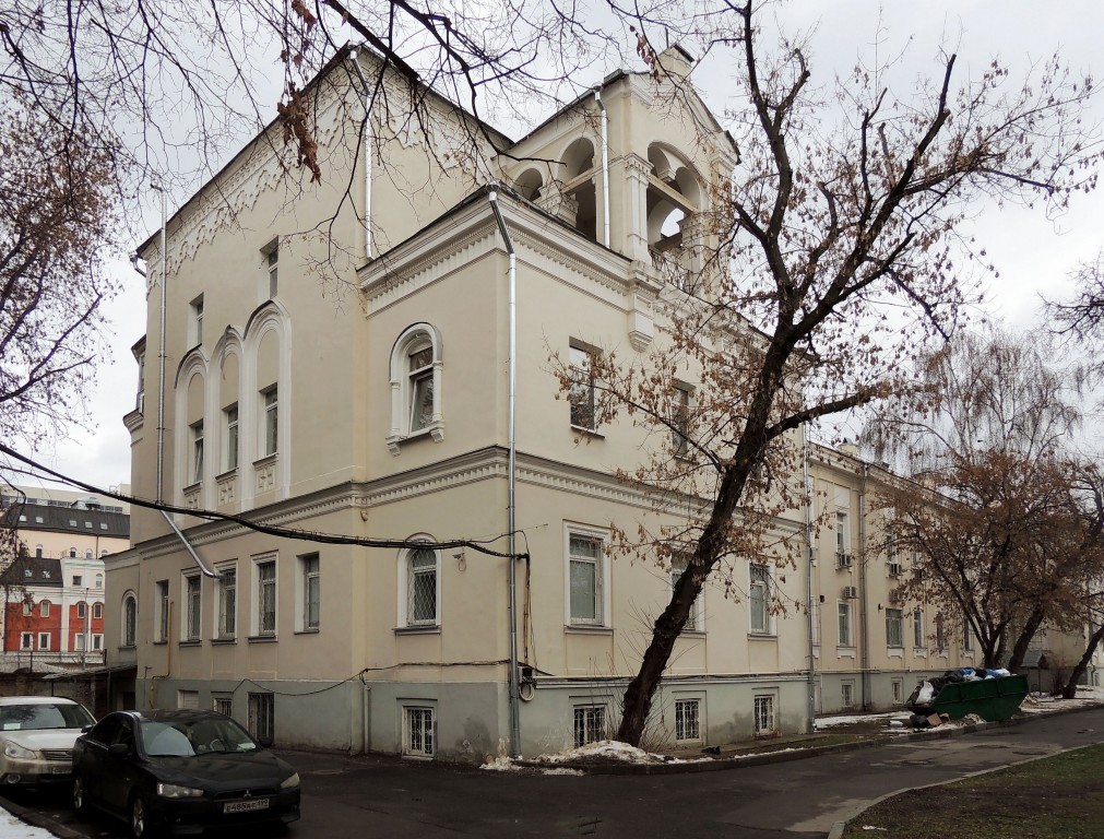 Домовая церковь Михаила Архангела при Солодовниковской богадельне на Щипке, Замоскворечье (Центральный административный округ (ЦАО), г. Москва). фасады