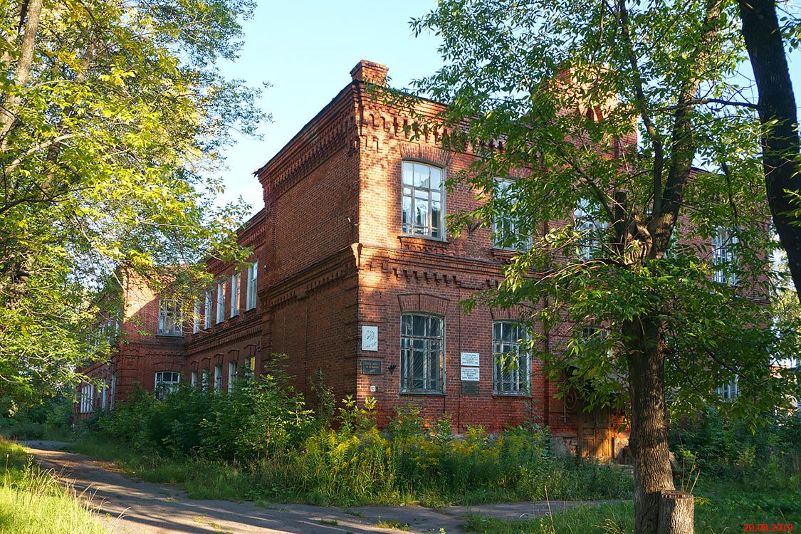 Юрьевец. Домовая церковь Феодоровской иконы Божией Матери при бывшей женской гимназии. дополнительная информация