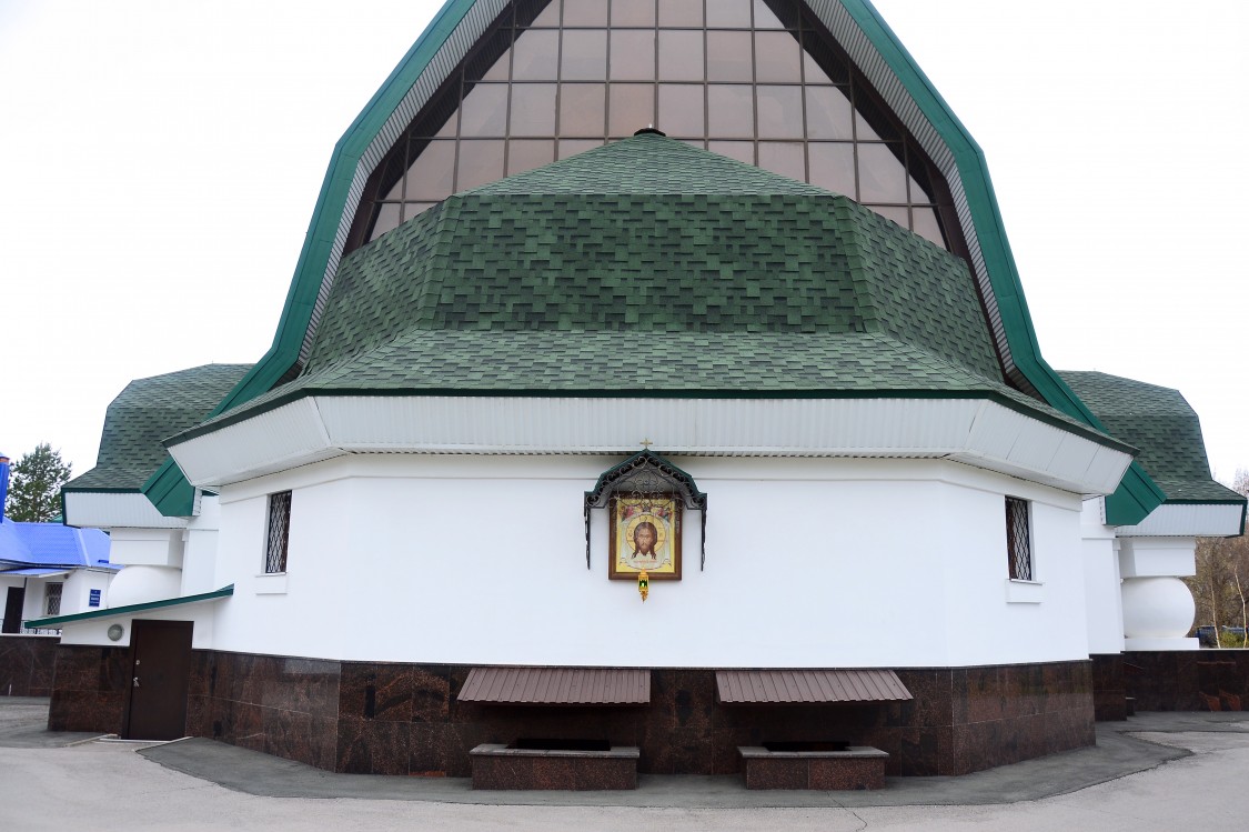 Церковь Рождества Христова, Балаково (Балаковский район, Саратовская область). архитектурные детали