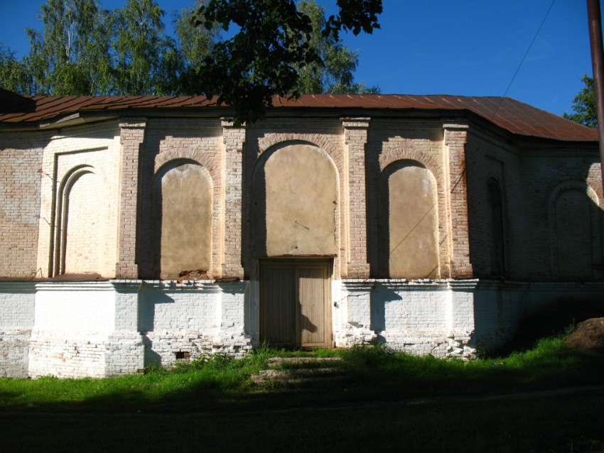 Кыйлуд. Церковь Богоявления Господня (старая). фасады