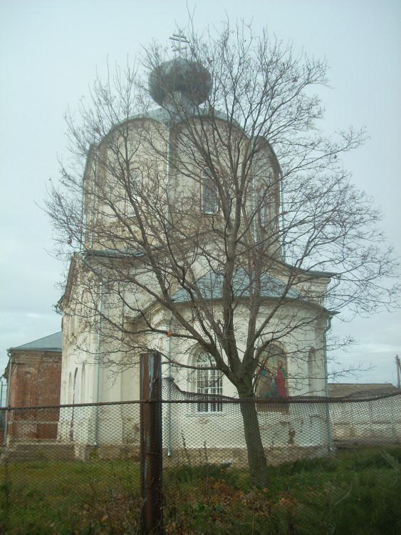 Новокрасивое. Церковь Петра и Павла. фасады