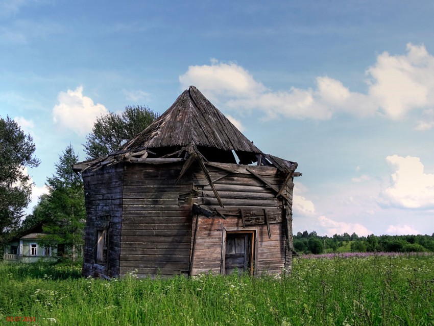 Заморино. Неизвестная часовня. фасады