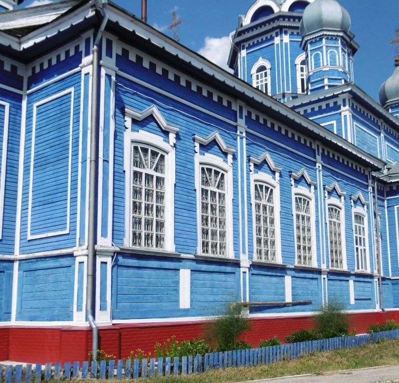 Церковь Николая Чудотворца, Оськино (Инзенский район, Ульяновская область). архитектурные детали, Архитектура оконных проемов южного фасада трапезной церкви