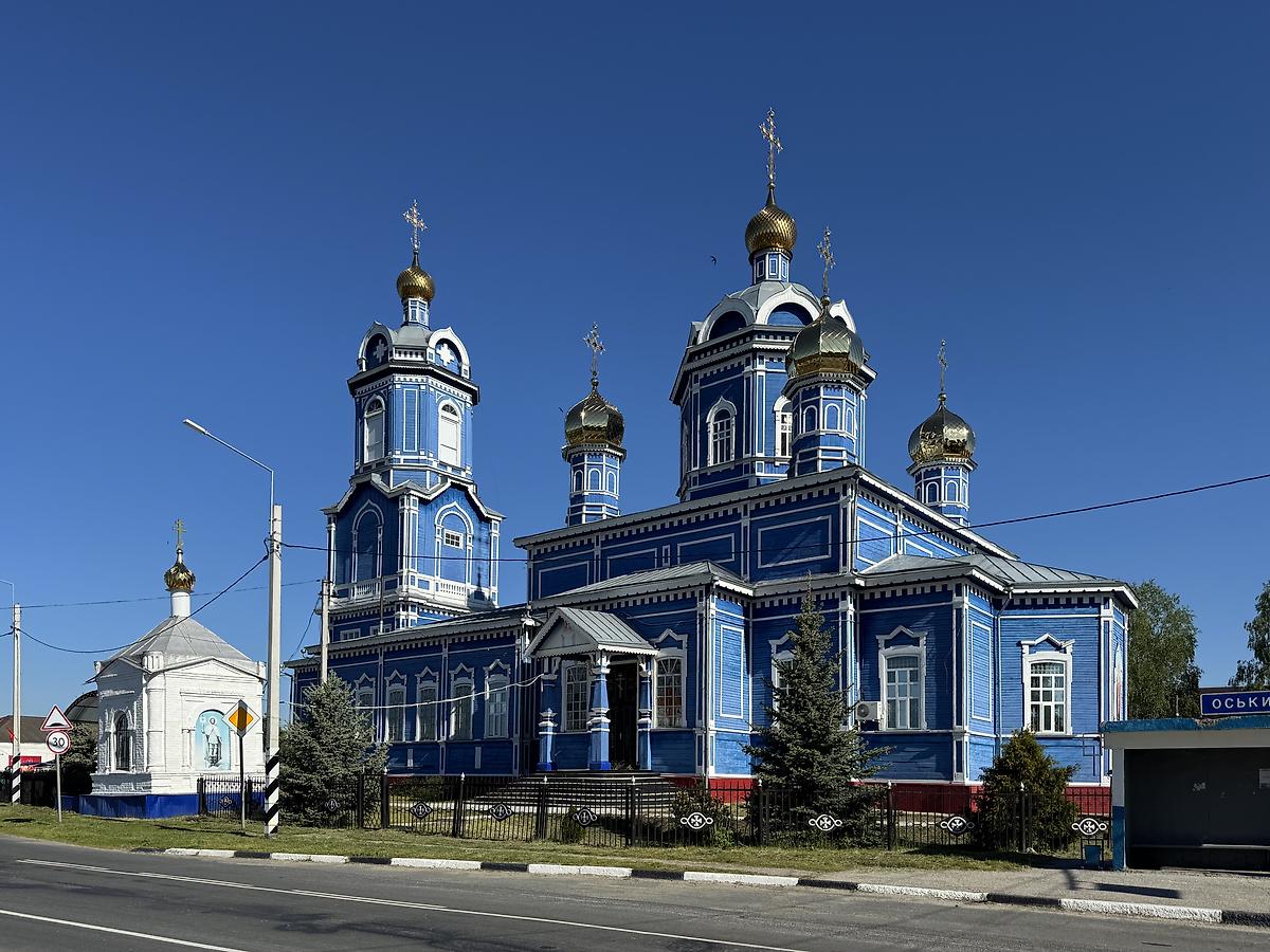 Вид с юго-востока, фасады. Церковь Николая Чудотворца, Оськино (Инзенский район, Ульяновская область)