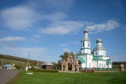 Церковь Богоявления Господня (старая), Общий вид со стороны трассы.<br>, Прислониха, Карсунский район, Ульяновская область