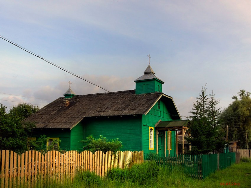 Фирово. Церковь Троицы Живоначальной (старая). фасады