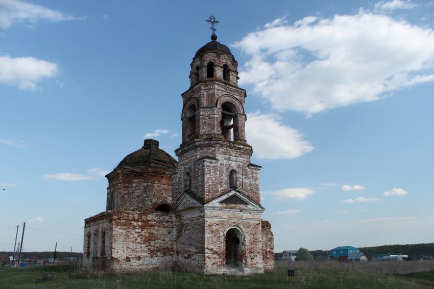 Церковь Казанской иконы Божией Матери, Дмитриево-Помряскино (Старомайнский район, Ульяновская область). фасады