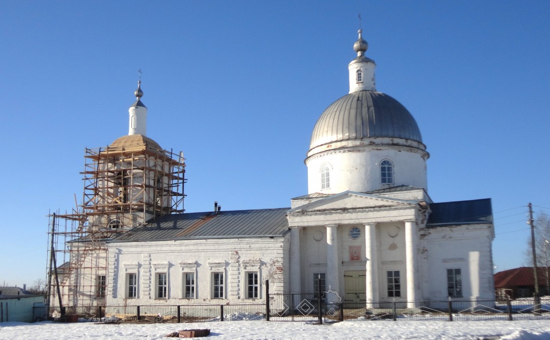 Сарминский Майдан. Церковь Николая Чудотворца. фасады