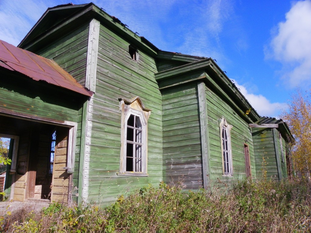 Вороново (Тюнев посад). Церковь Петра и Павла. фасады