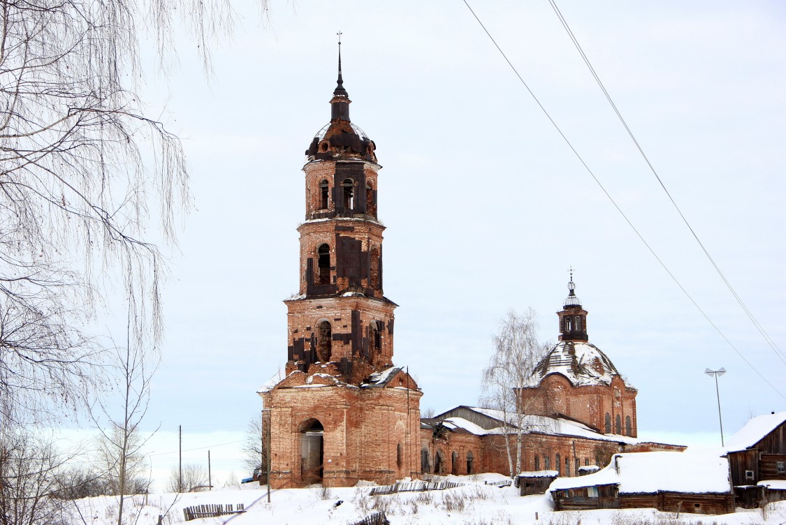 Церковь Рождества Христова, Рождественское (Богородский район, Кировская область). общий вид в ландшафте
