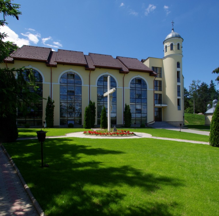 Параскевиевский монастырь, Бурсук (Хынку) (Ниспоренский район, Молдова). дополнительная информация