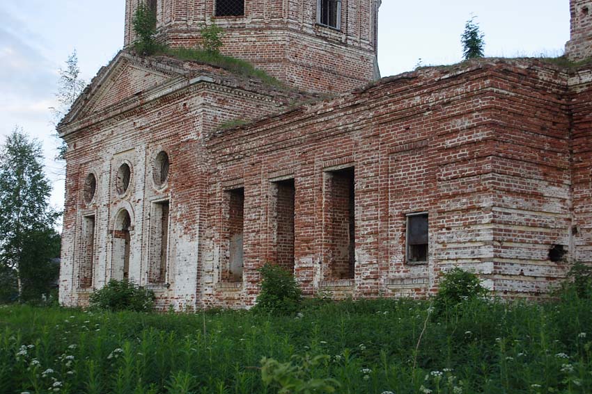 Церковь Покрова Пресвятой Богородицы, Андреевское (Большесельский район, Ярославская область). архитектурные детали