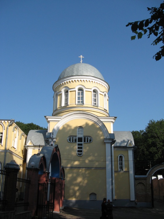 Пенза. Церковь Благовещения Пресвятой Богородицы (крестильная). общий вид в ландшафте