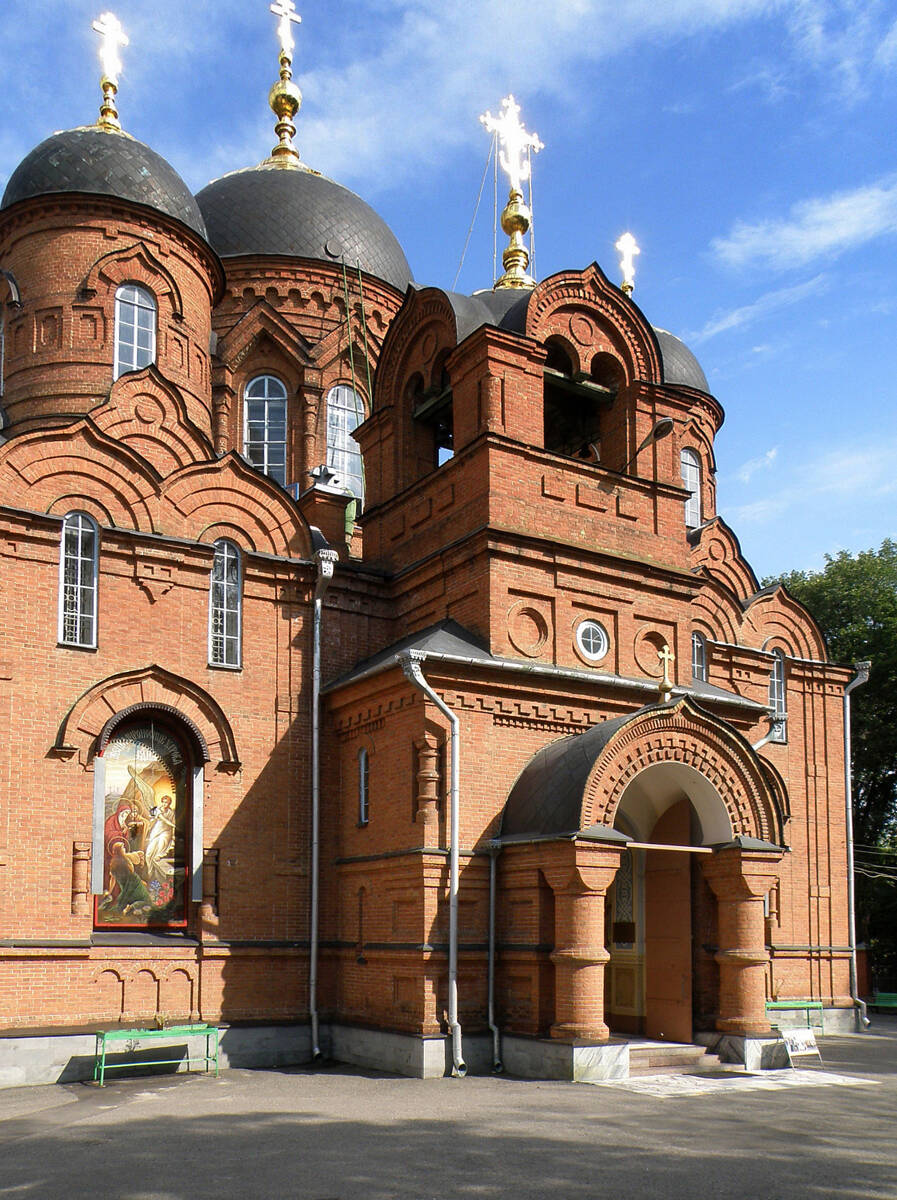 Кафедральный собор Успения Пресвятой Богородицы, Пенза (Пенза, город, Пензенская область). архитектурные детали, Кафедральный собор Успения Пресвятой Богородицы в Пензе. Фрагмент.