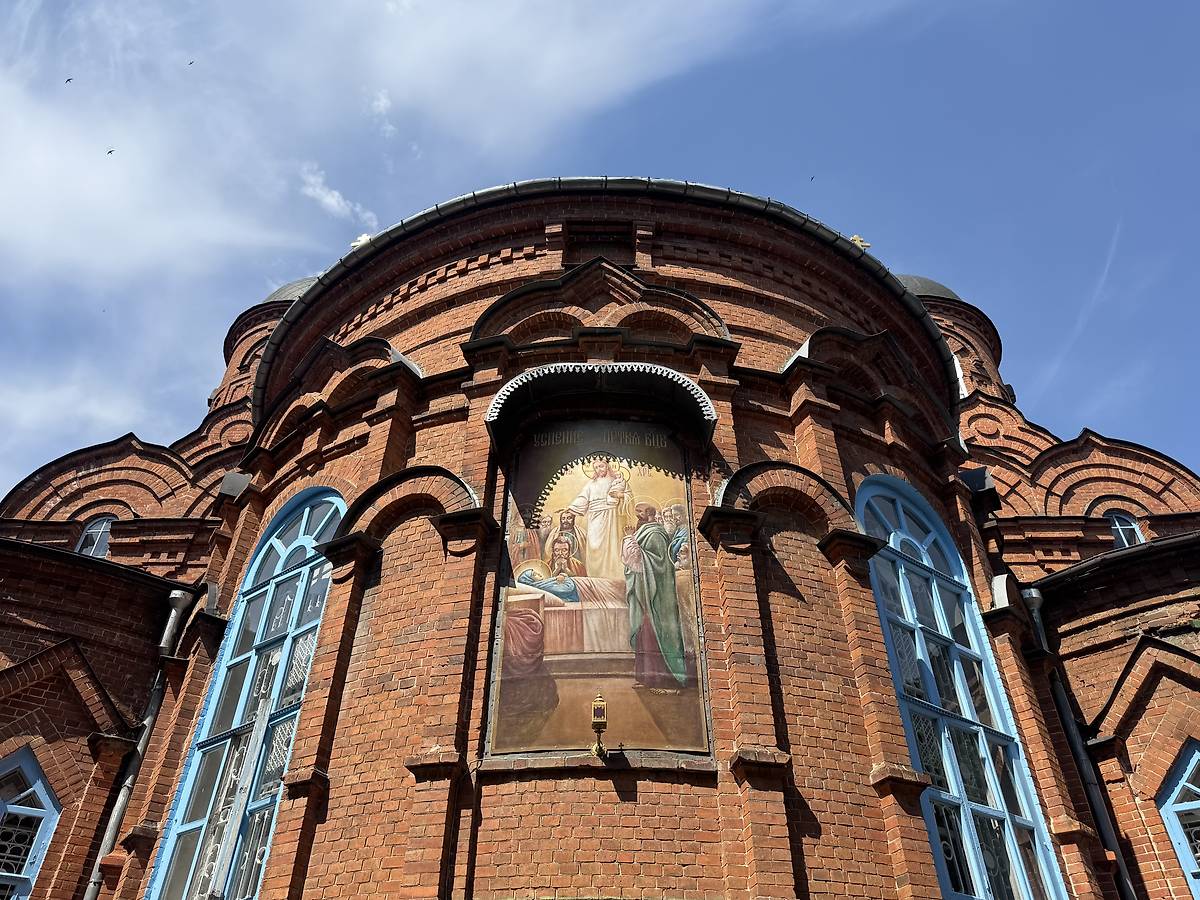Центральная апсида, архитектурные детали. Собор Успения Пресвятой Богородицы, Пенза (Пенза, город, Пензенская область)