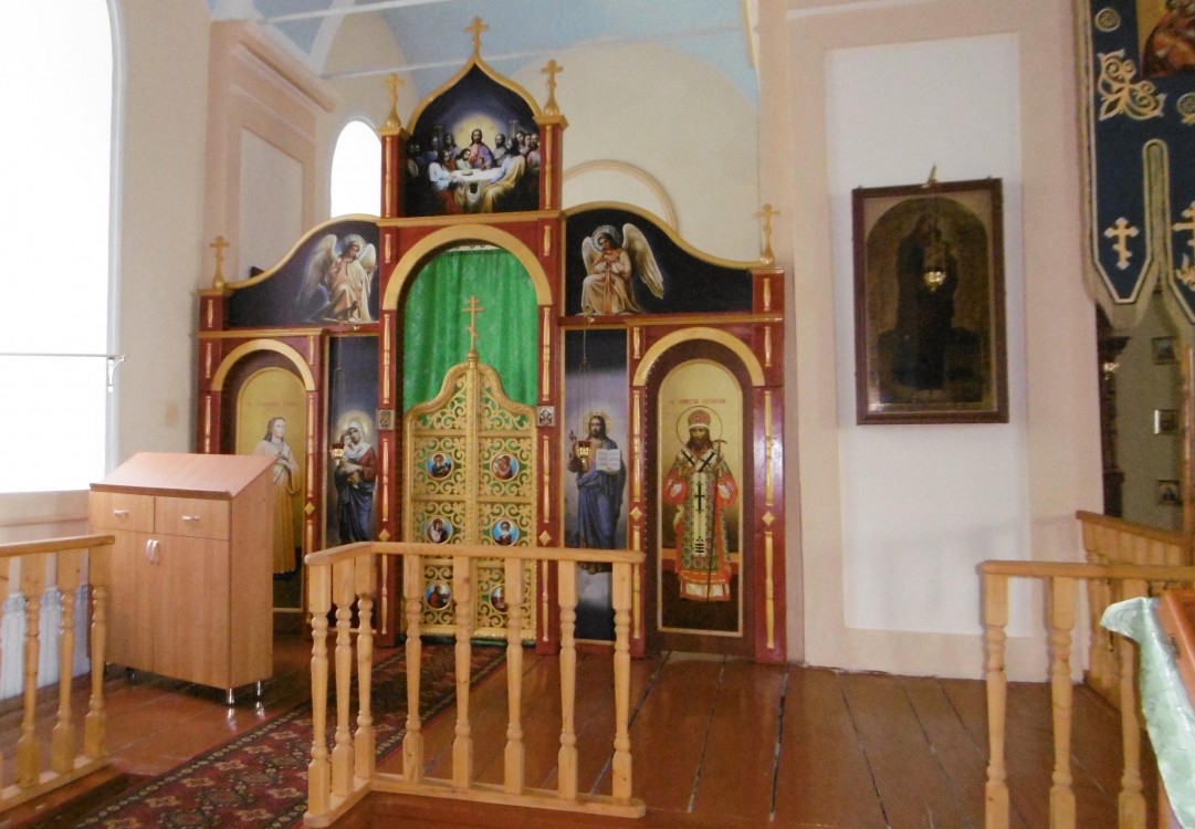 Церковь Боголюбской иконы Божией Матери, Маис (Никольский район, Пензенская область). интерьер и убранство, Придел Димитрия Ростовского