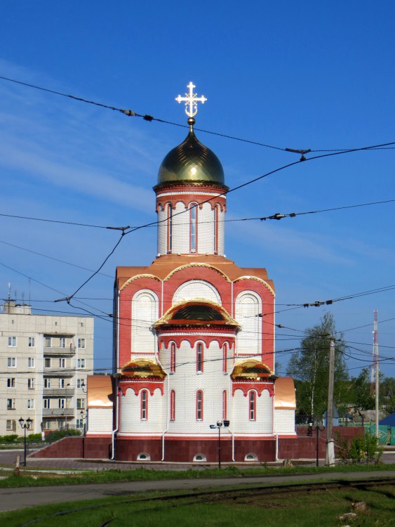 Церковь Николая Чудотворца, Волчанск (Карпинск (ГО Карпинск и Волчанский ГО), Свердловская область). общий вид в ландшафте