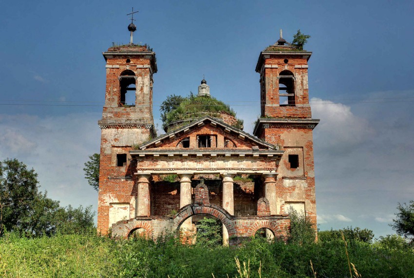 Федяево. Церковь Троицы Живоначальной. фасады