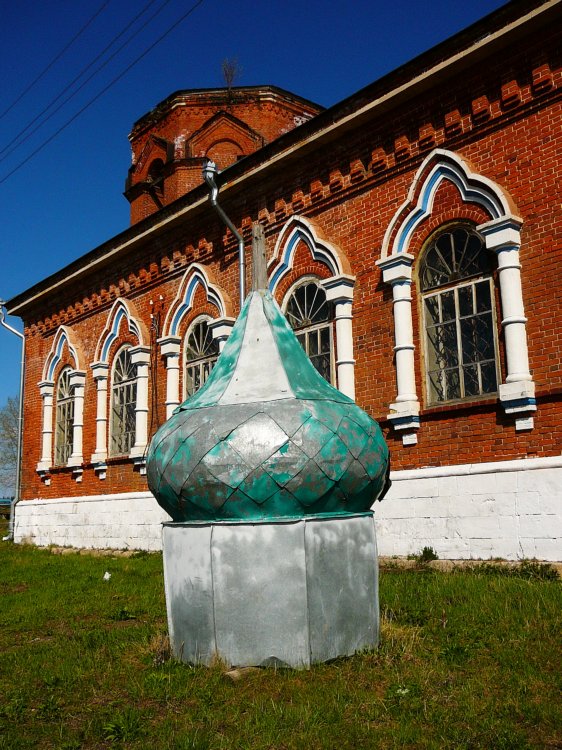 Церковь Сретения Господня, Сабарка (Суксунский район, Пермский край). архитектурные детали