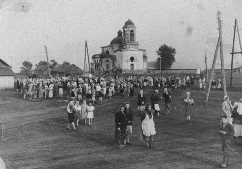 Церковь Введения во храм Пресвятой Богородицы, Травянское (Каменский район (Каменский ГО), Свердловская область). архивная фотография, с. Травянское, церковь Введения во храм Пресвятой Богородицы, 1930-е г.г.