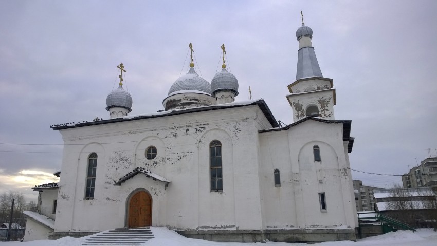 Церковь Воскресения Христова, Нижний Тагил (Нижний Тагил (ГО город Нижний Тагил), Свердловская область). фасады