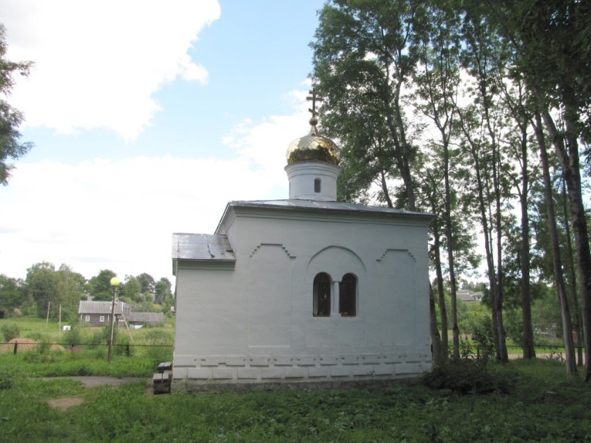 Часовня Симеона Богоприимца, Семеновщина (Валдайский район, Новгородская область). фасады