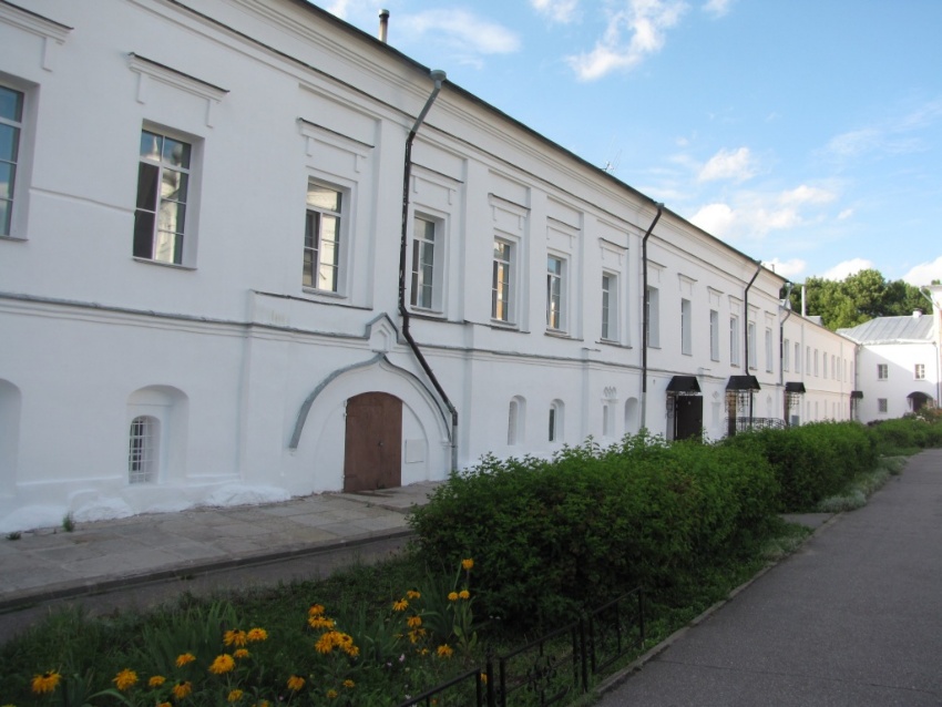 Варлаамо-Хутынский Спасо-Преображенский женский монастырь. Домовая церковь Льва, Папы Римского, Хутынь (Новгородский район, Новгородская область). фасады