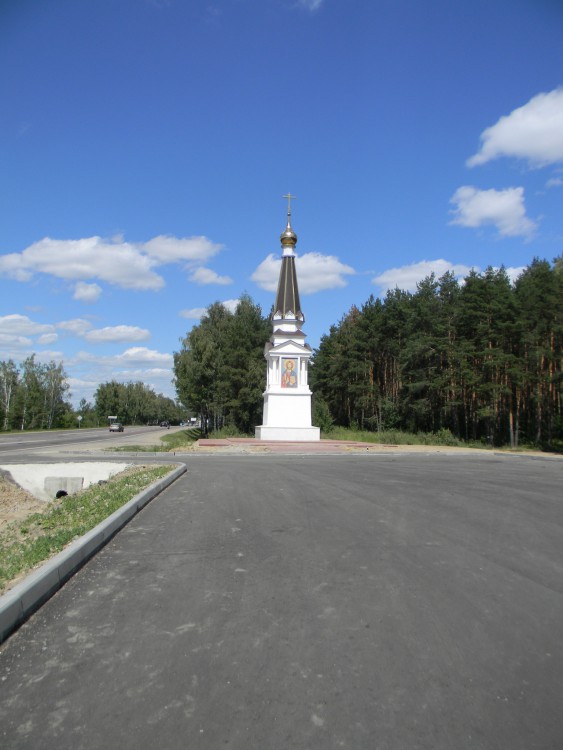 Иваново. Часовня Спаса Всемилостивого. общий вид в ландшафте