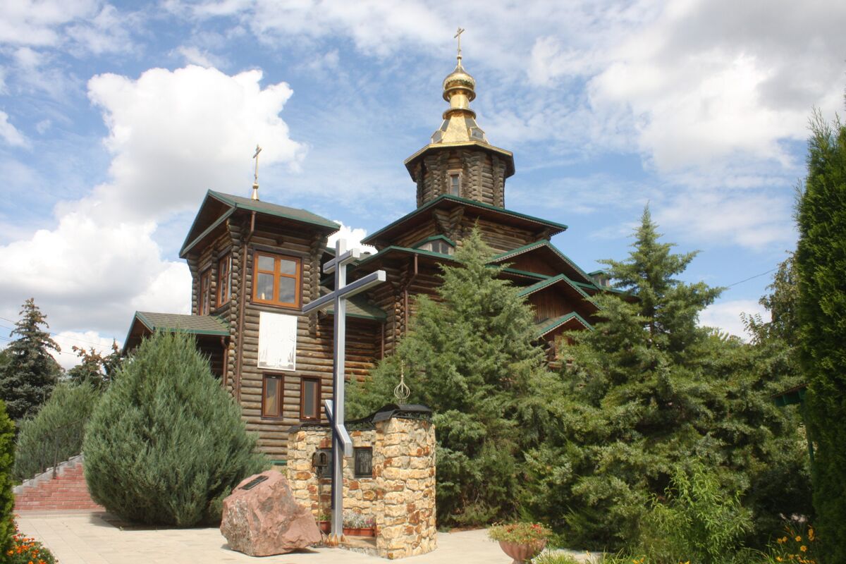 Церковь Успения Пресвятой Богородицы (новая), Арчединская (Михайловка, город, Волгоградская область). фасады