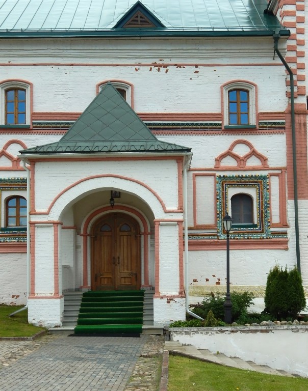 Иверский монастырь. Домовая церковь Успения Пресвятой Богородицы, Валдай (Валдайский район, Новгородская область). архитектурные детали