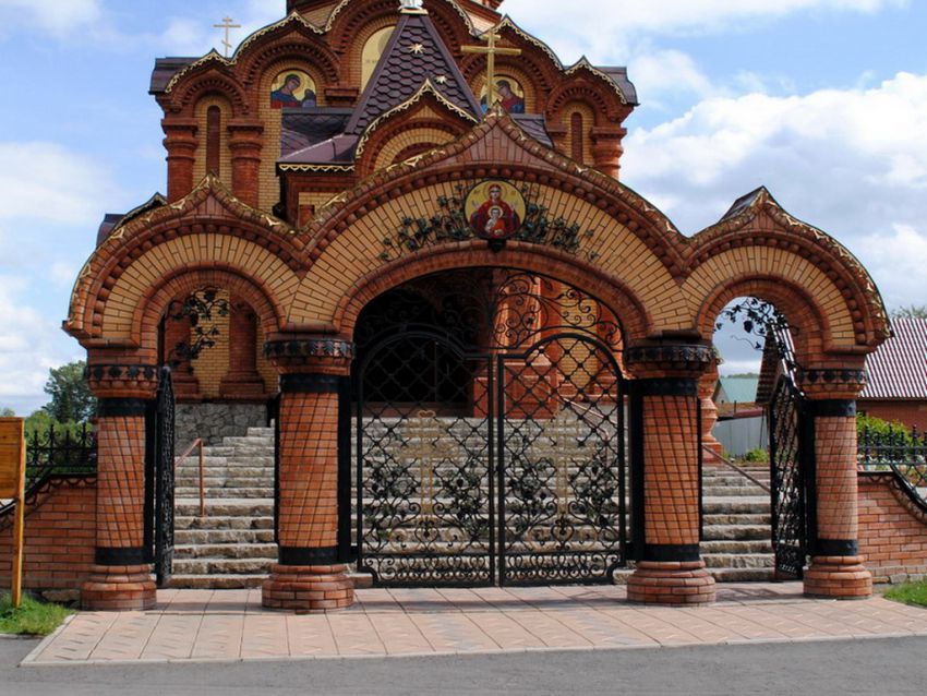 Церковь Екатерины Александрийской, Сростки (Бийский район и г. Бийск, Алтайский край). фасады