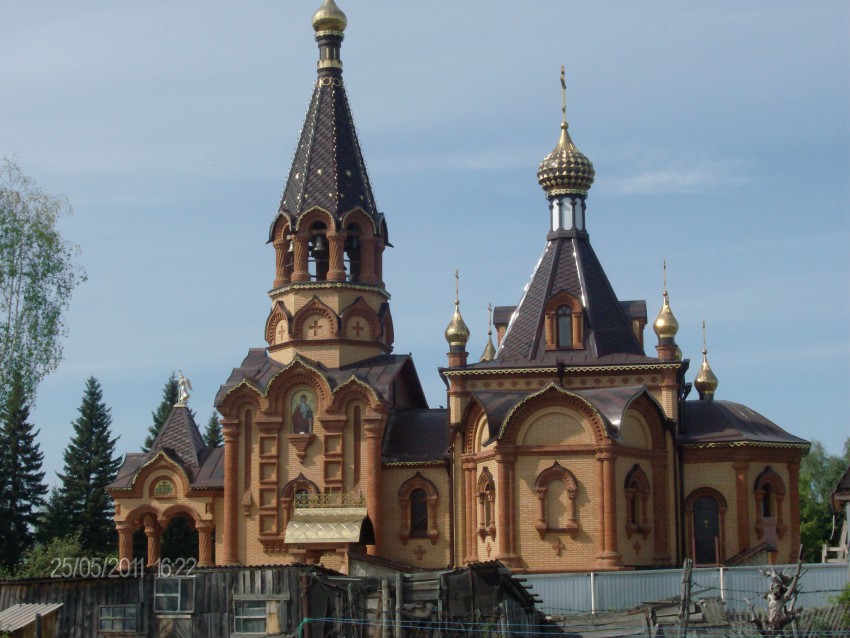 Церковь Екатерины Александрийской, Сростки (Бийский район и г. Бийск, Алтайский край). общий вид в ландшафте