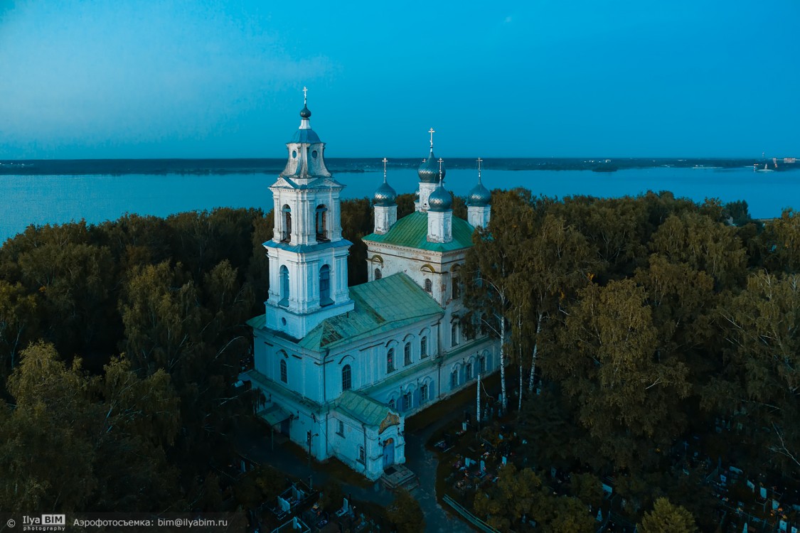 Балобаново. Церковь Успения Пресвятой Богородицы. общий вид в ландшафте